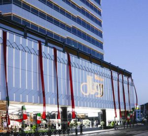 مرکز خرید رویال سنتر تهران بهترین فروشگاه مردانه تهران